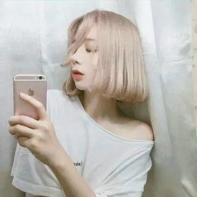 芝加哥派对阿姨第一季海报