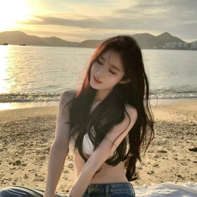 灵触海报